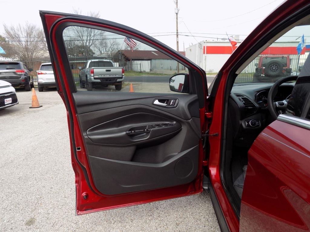 Ford Escape SE FWD 2016