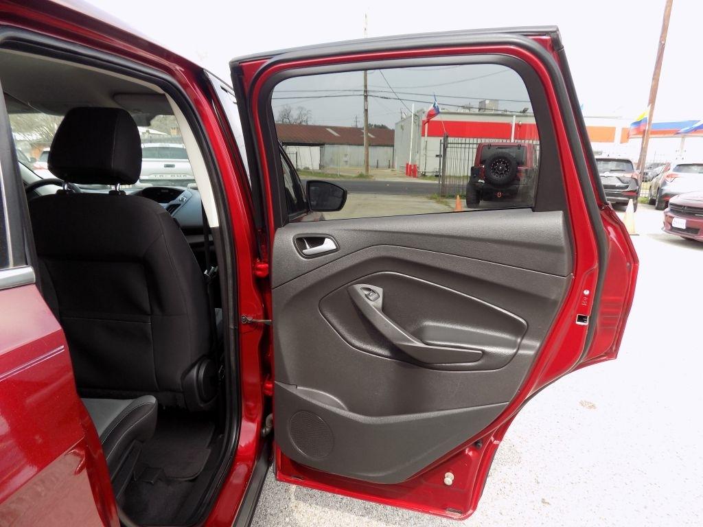 Ford Escape SE FWD 2016