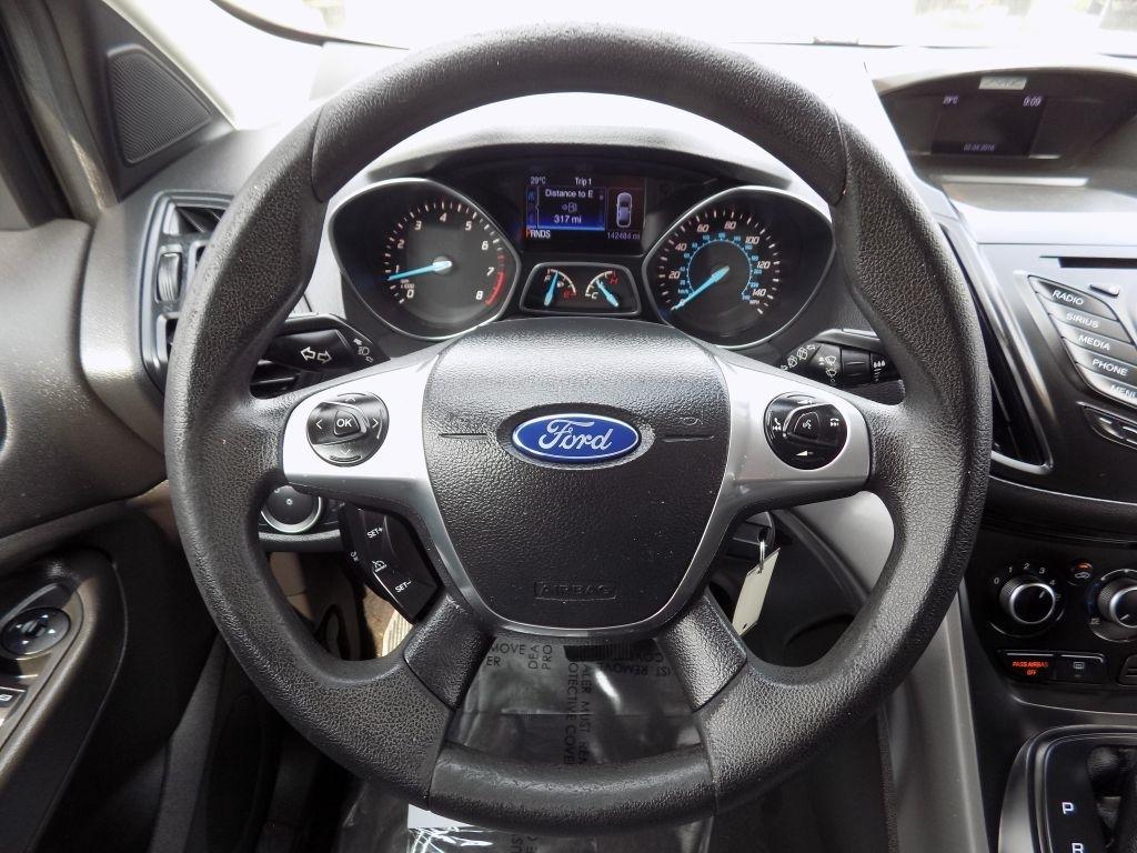 Ford Escape SE FWD 2016