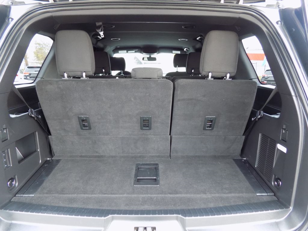 Ford Expedition XLT 2WD 2018