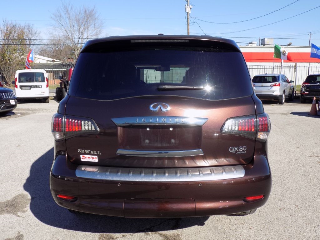 Infiniti QX80  2016