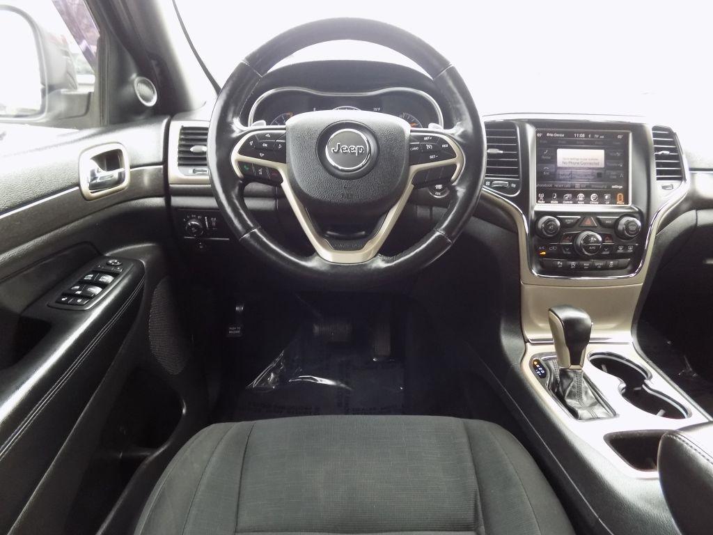 Jeep Grand Cherokee Laredo 4WD 2017