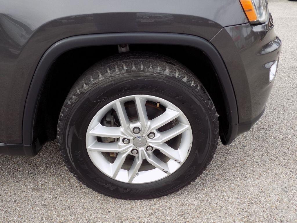 Jeep Grand Cherokee Laredo 4WD 2017