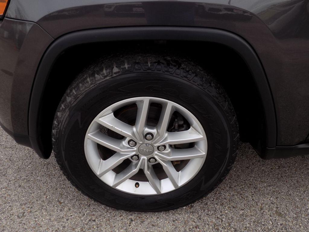 Jeep Grand Cherokee Laredo 4WD 2017