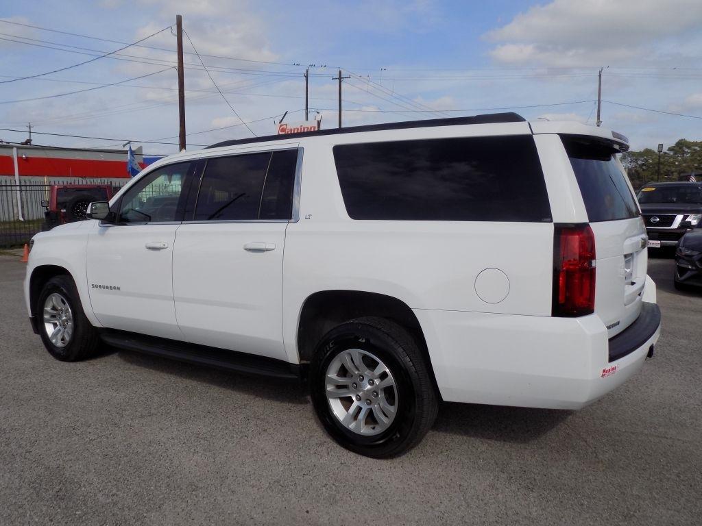 Chevrolet Suburban LT 4WD 2018