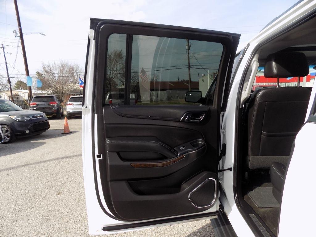 Chevrolet Suburban LT 4WD 2018