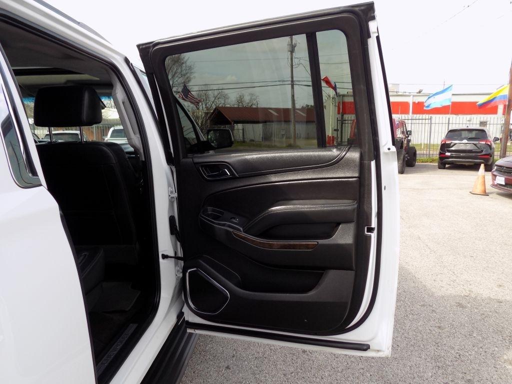 Chevrolet Suburban LT 4WD 2018