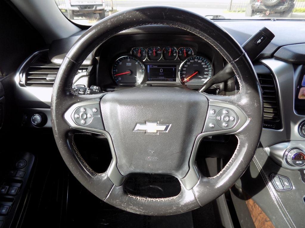 Chevrolet Suburban LT 4WD 2018