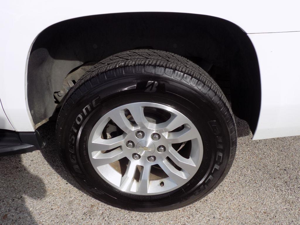 Chevrolet Suburban LT 4WD 2018