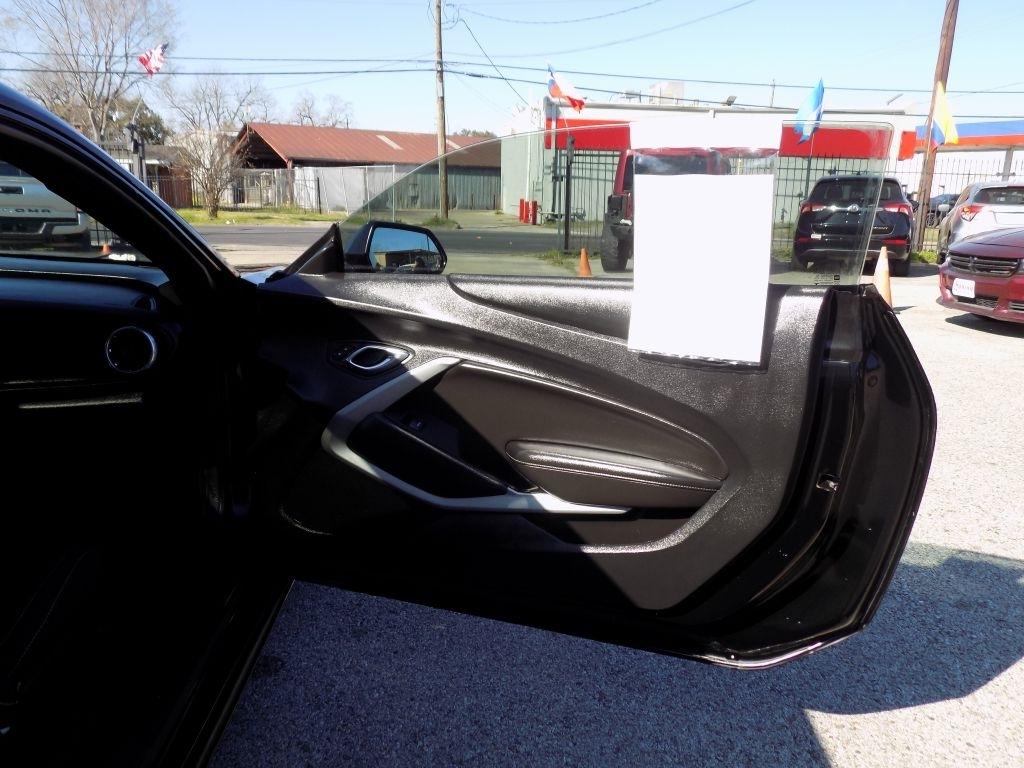 Chevrolet Camaro 1LT Coupe 8A 2018