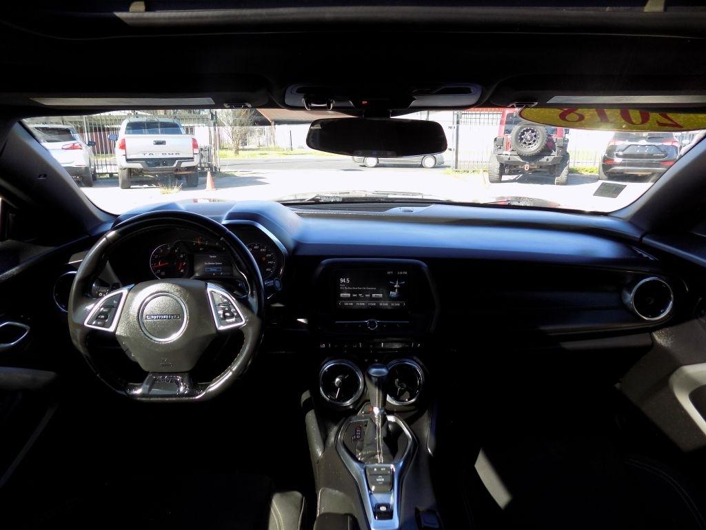 Chevrolet Camaro 1LT Coupe 8A 2018