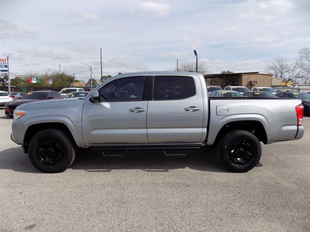 Toyota Tacoma SR5 Double Cab Long Bed I4 6AT 2WD 2017