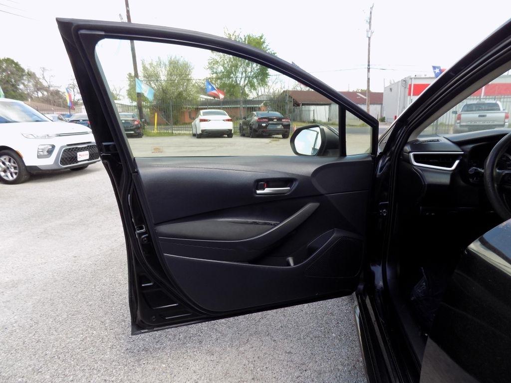 Toyota Corolla LE 2020