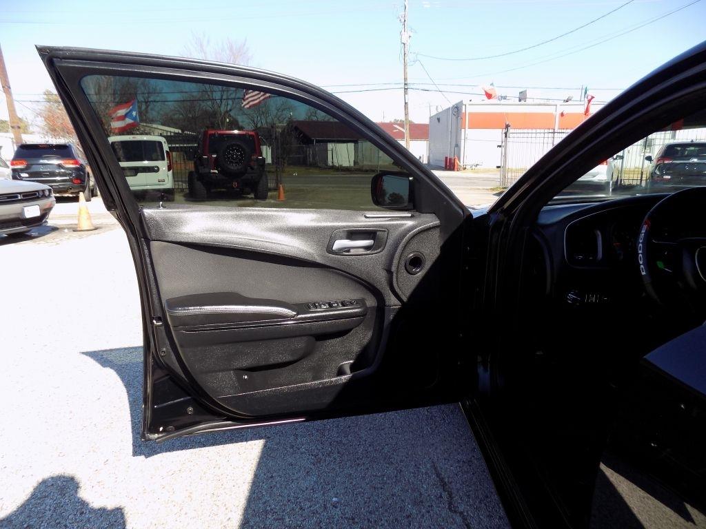 Dodge Charger SXT 2018