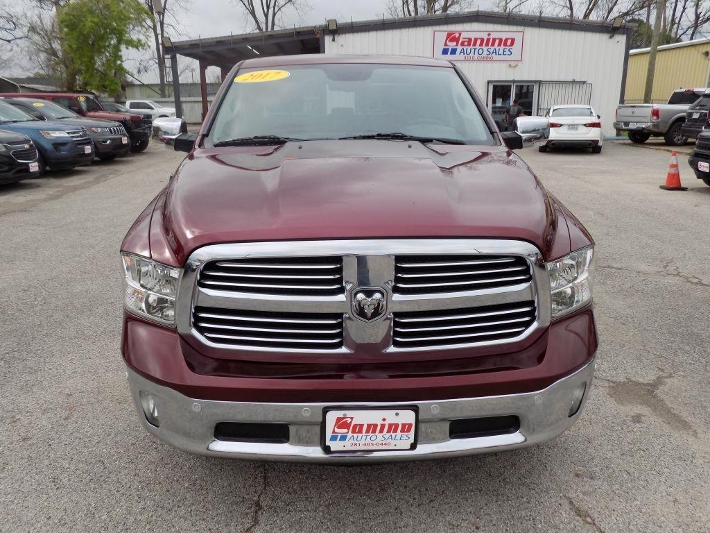 RAM 1500 SLT Crew Cab SWB 2WD 2017