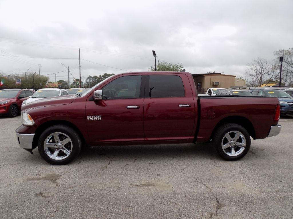 RAM 1500 SLT Crew Cab SWB 2WD 2017