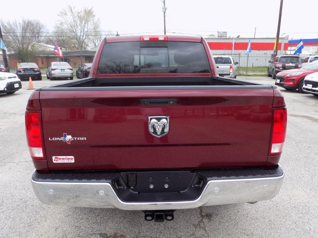 RAM 1500 SLT Crew Cab SWB 2WD 2017