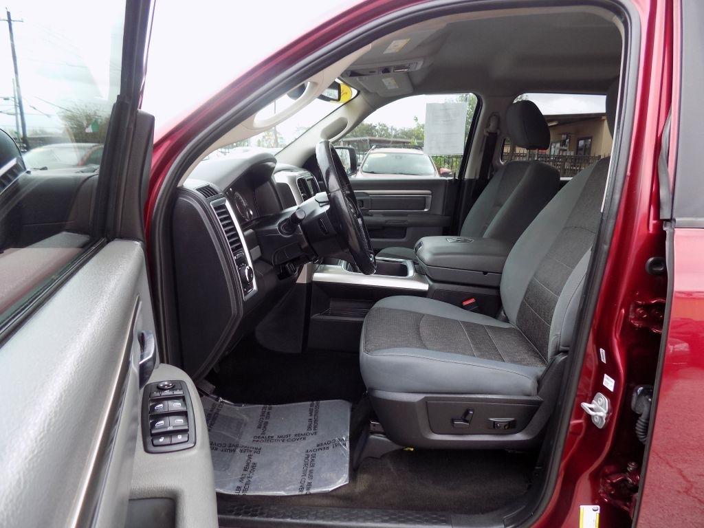 RAM 1500 SLT Crew Cab SWB 2WD 2017