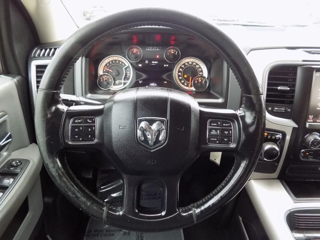 RAM 1500 SLT Crew Cab SWB 2WD 2017