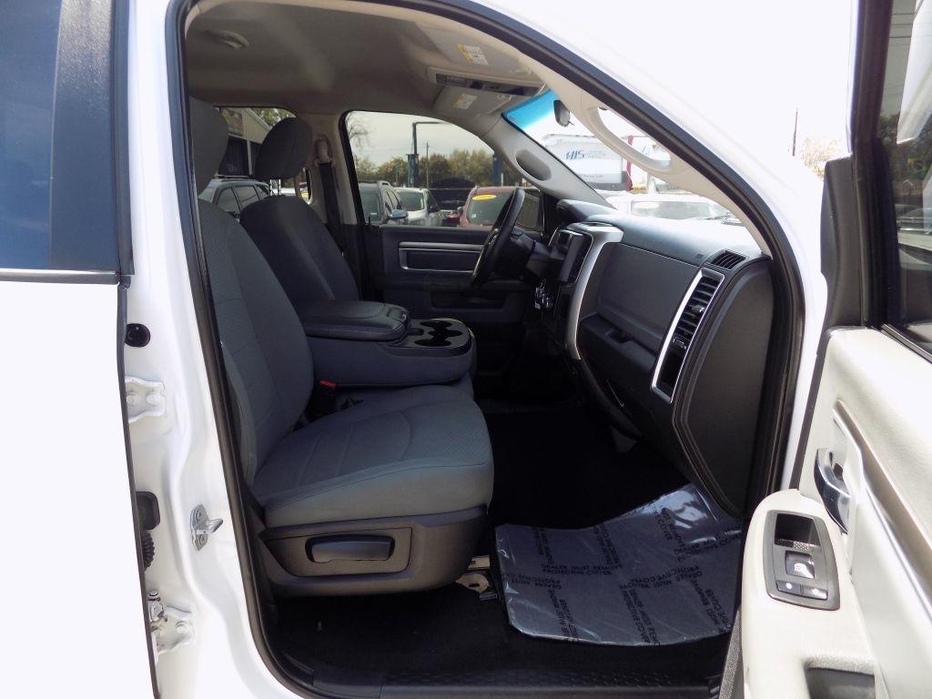 RAM 1500 SLT Quad Cab 2WD 2018