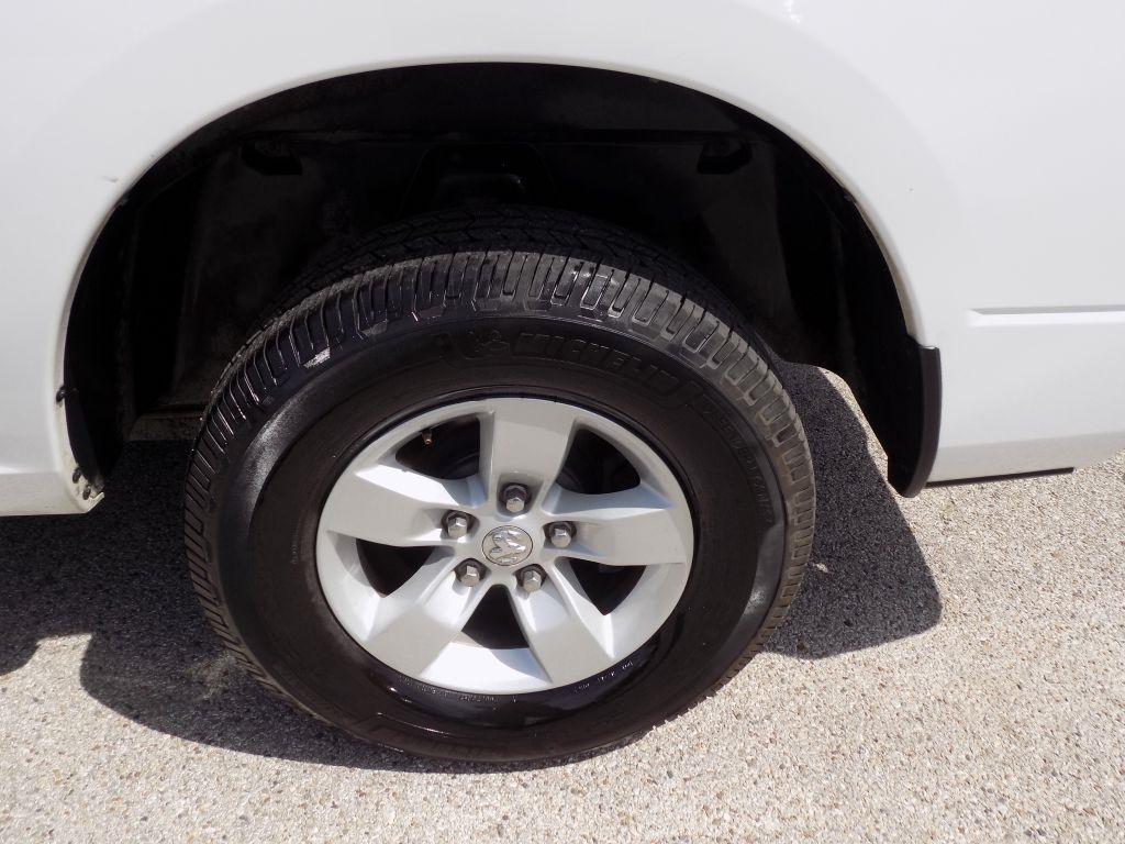 RAM 1500 SLT Quad Cab 2WD 2018