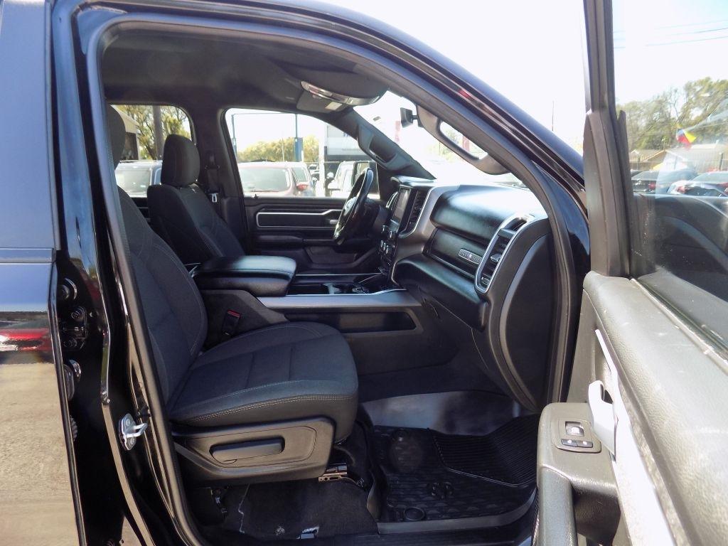 RAM 1500 Big Horn Crew Cab SWB 2WD 2022