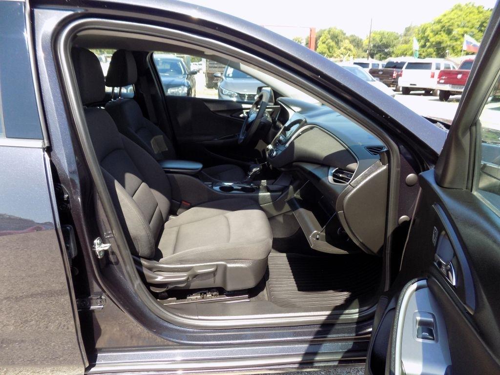 Chevrolet Malibu LS 2022