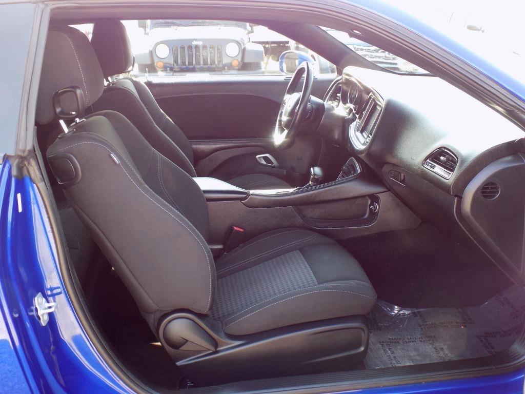 Dodge Challenger SXT AWD 2022