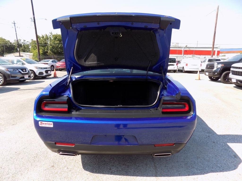 Dodge Challenger SXT AWD 2022