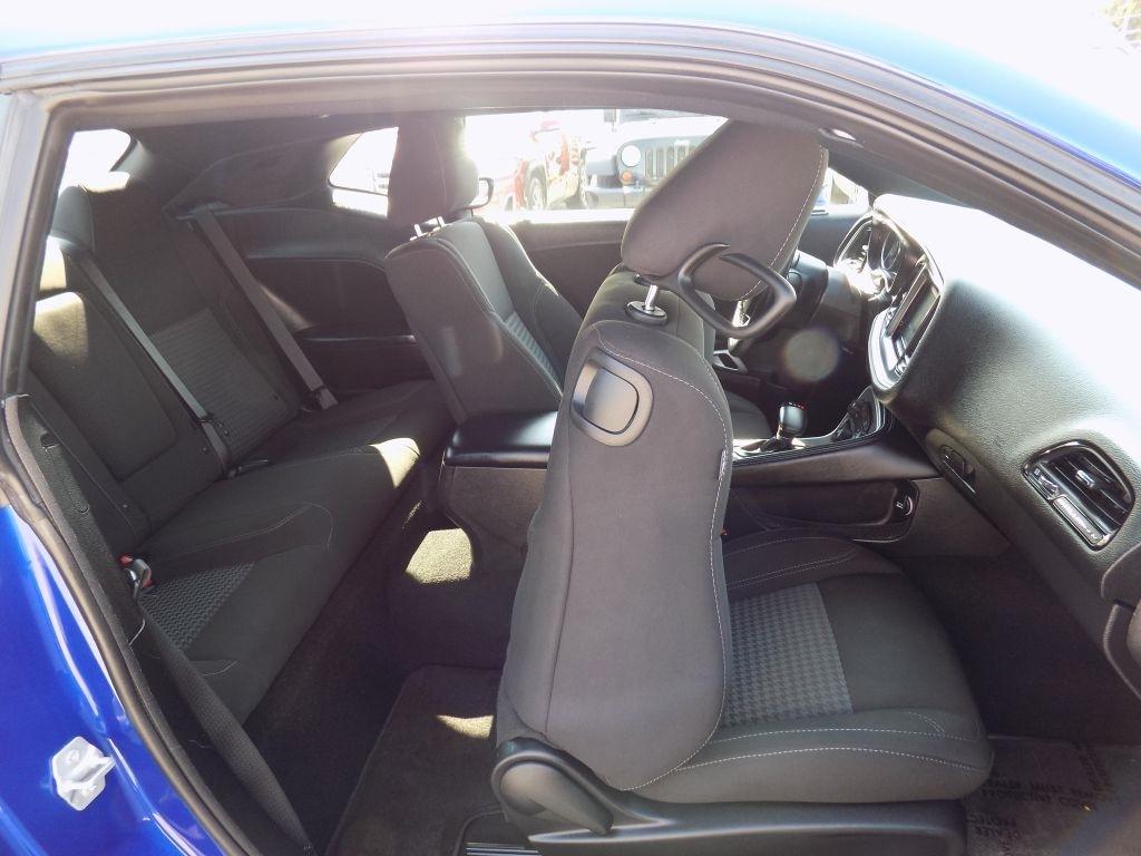 Dodge Challenger SXT AWD 2022