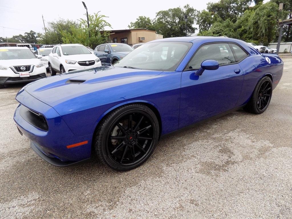 Dodge Challenger SXT AWD 2022
