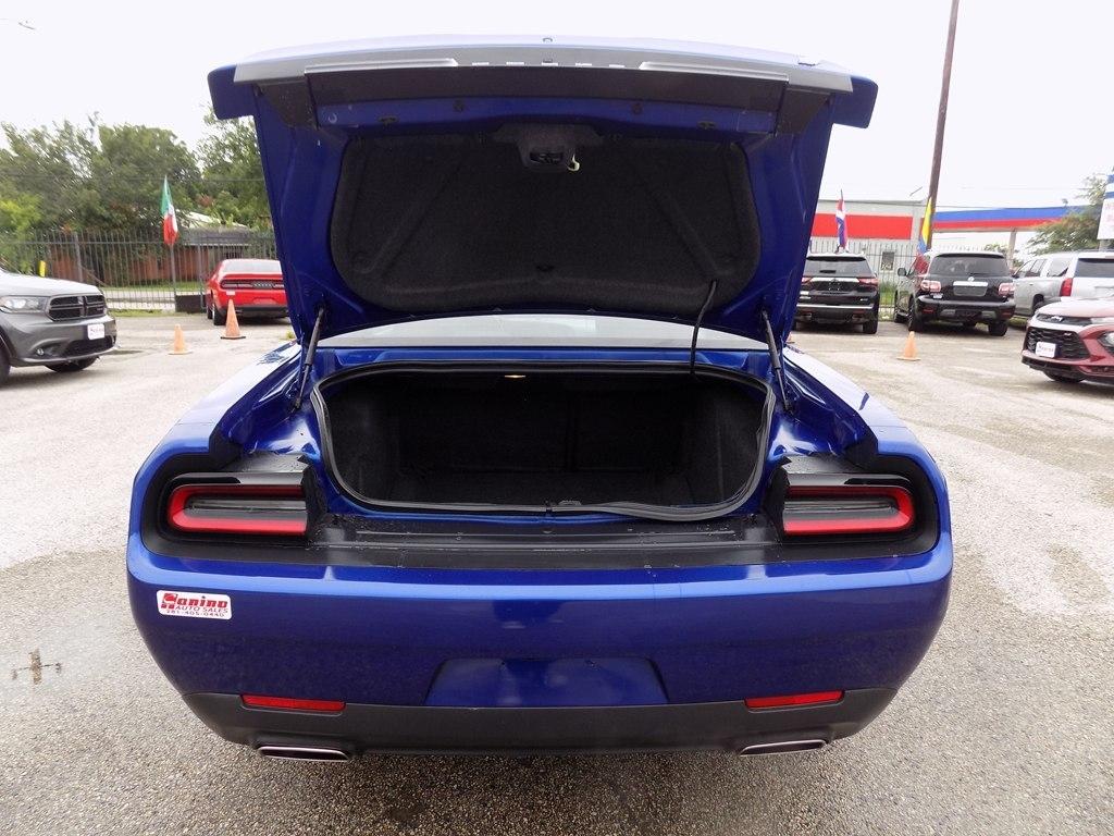 Dodge Challenger SXT AWD 2022