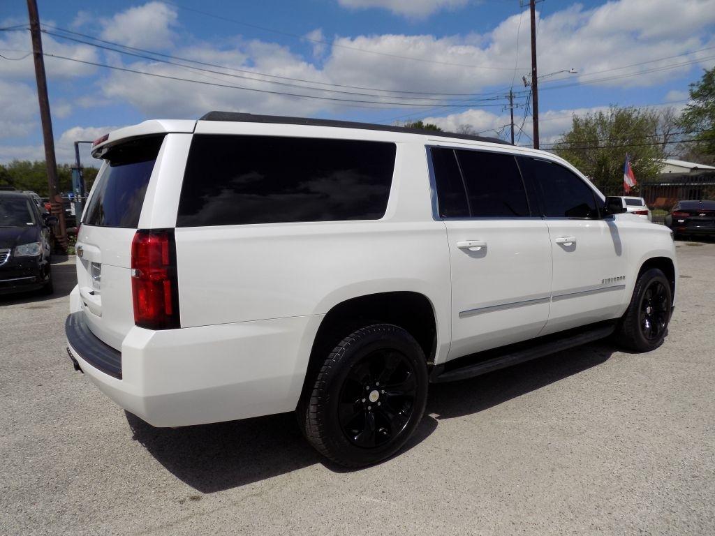 Chevrolet Suburban LT 2WD 2016