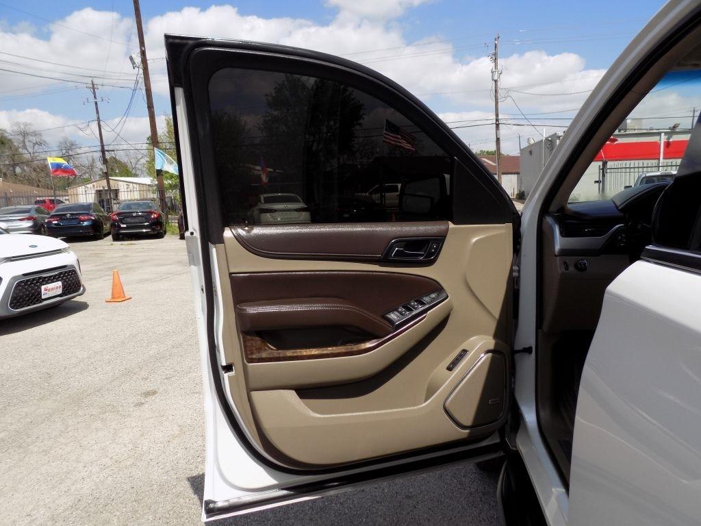 Chevrolet Suburban LT 2WD 2016