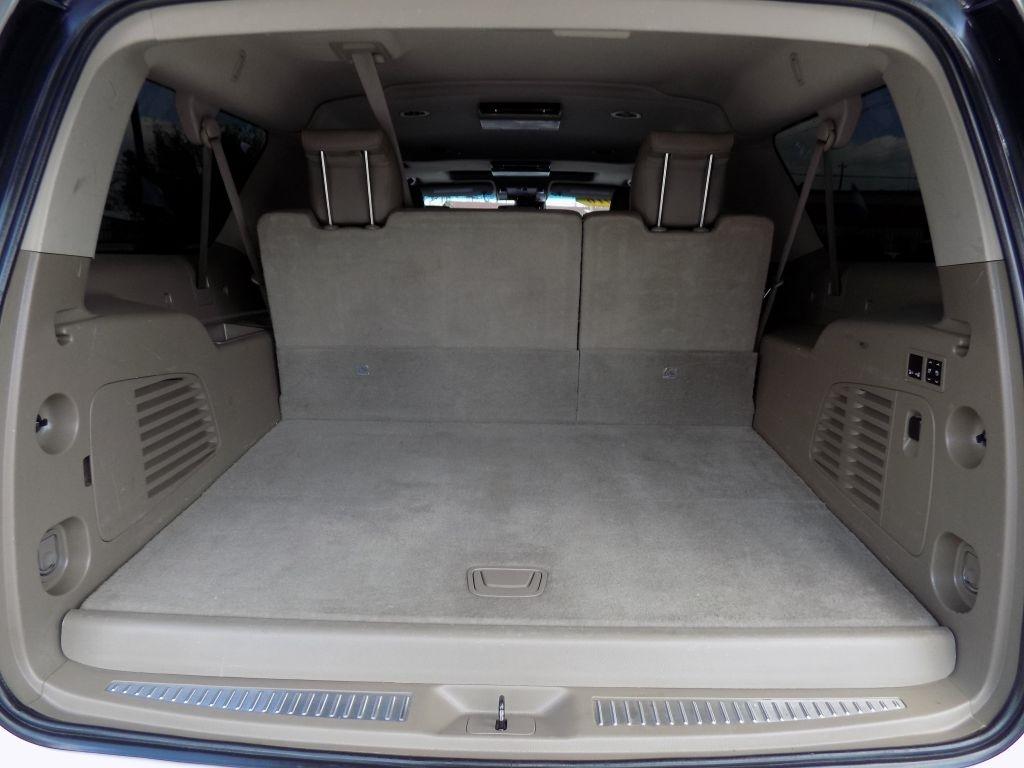 Chevrolet Suburban LT 2WD 2016