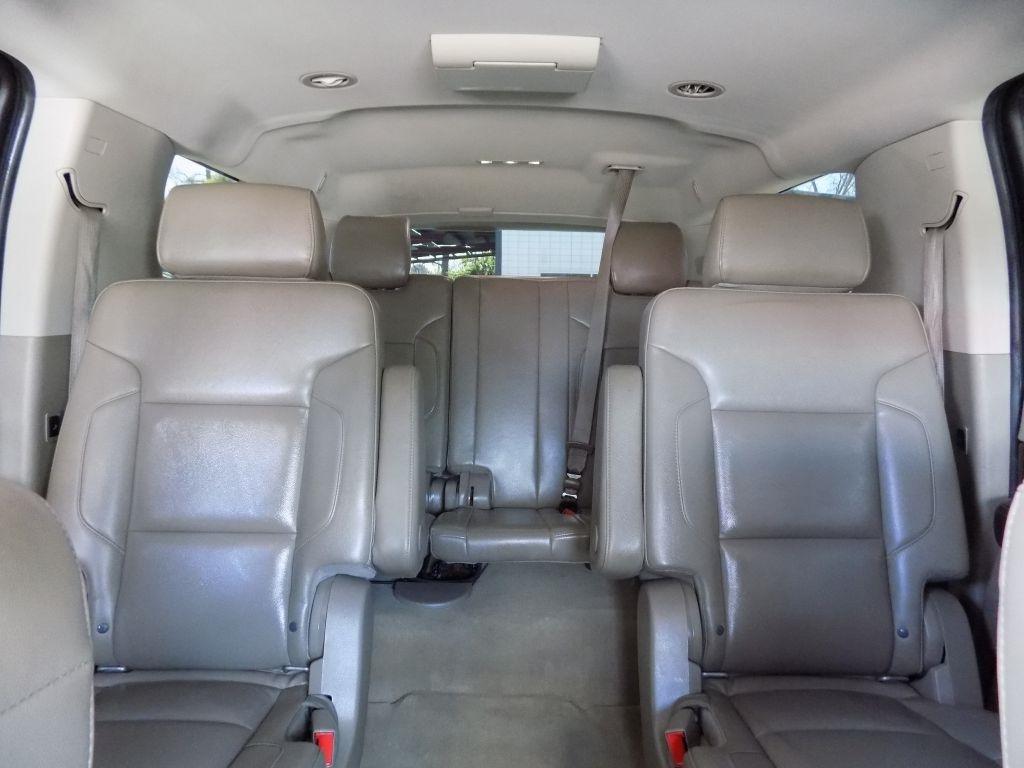 Chevrolet Suburban LT 2WD 2016