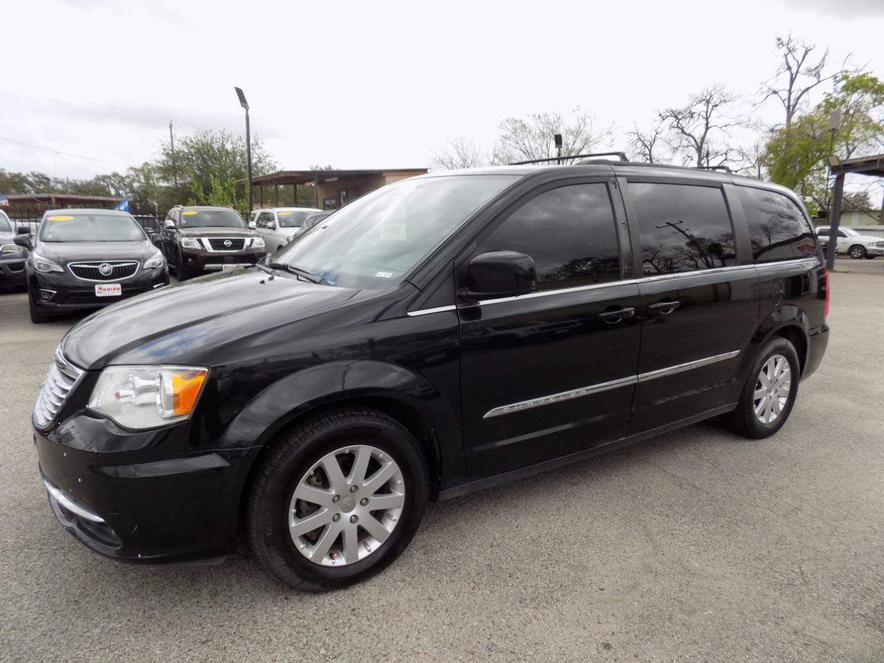 Chrysler Town & Country Touring 2016