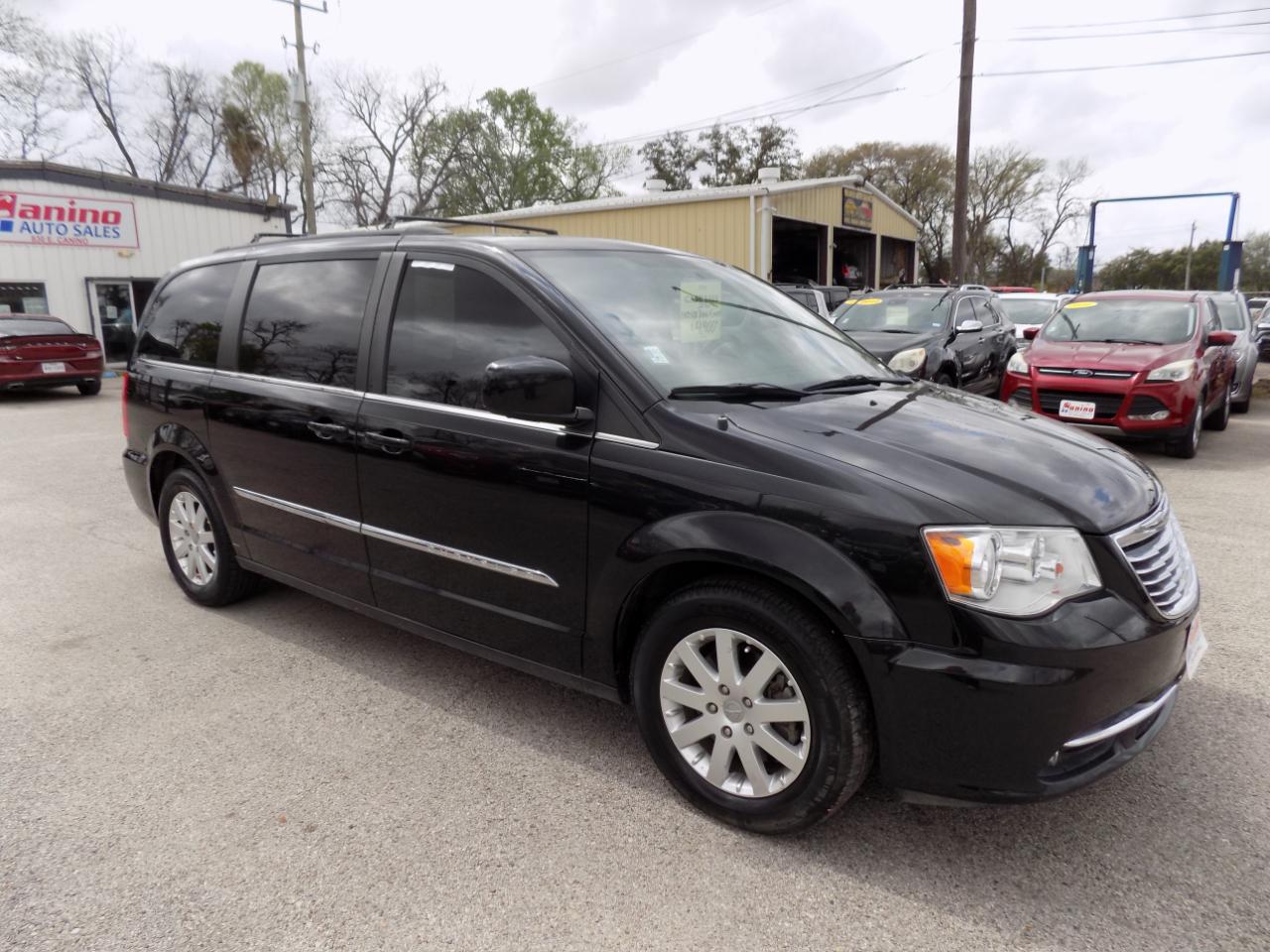 Chrysler Town & Country Touring 2016