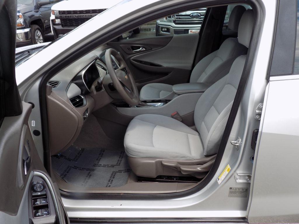 Chevrolet Malibu LS 2017