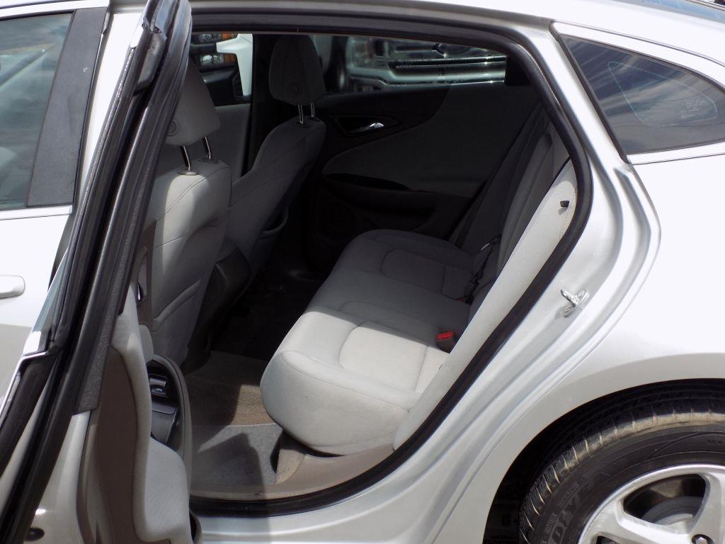 Chevrolet Malibu LS 2017