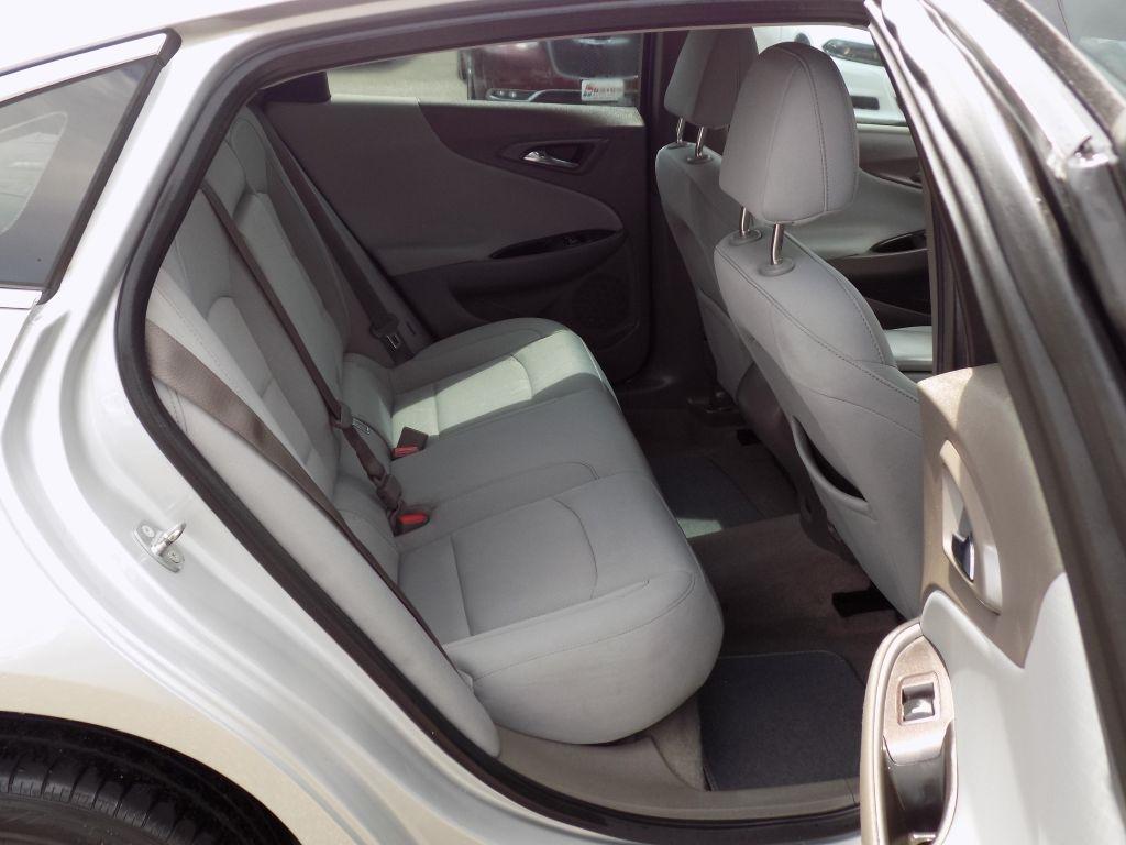 Chevrolet Malibu LS 2017