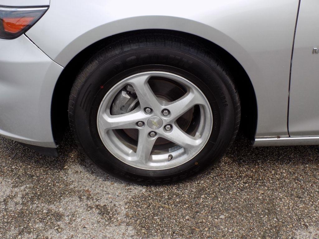 Chevrolet Malibu LS 2017