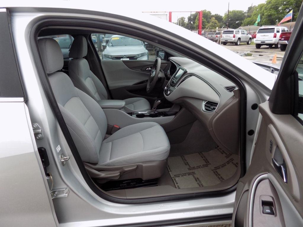 Chevrolet Malibu LS 2017