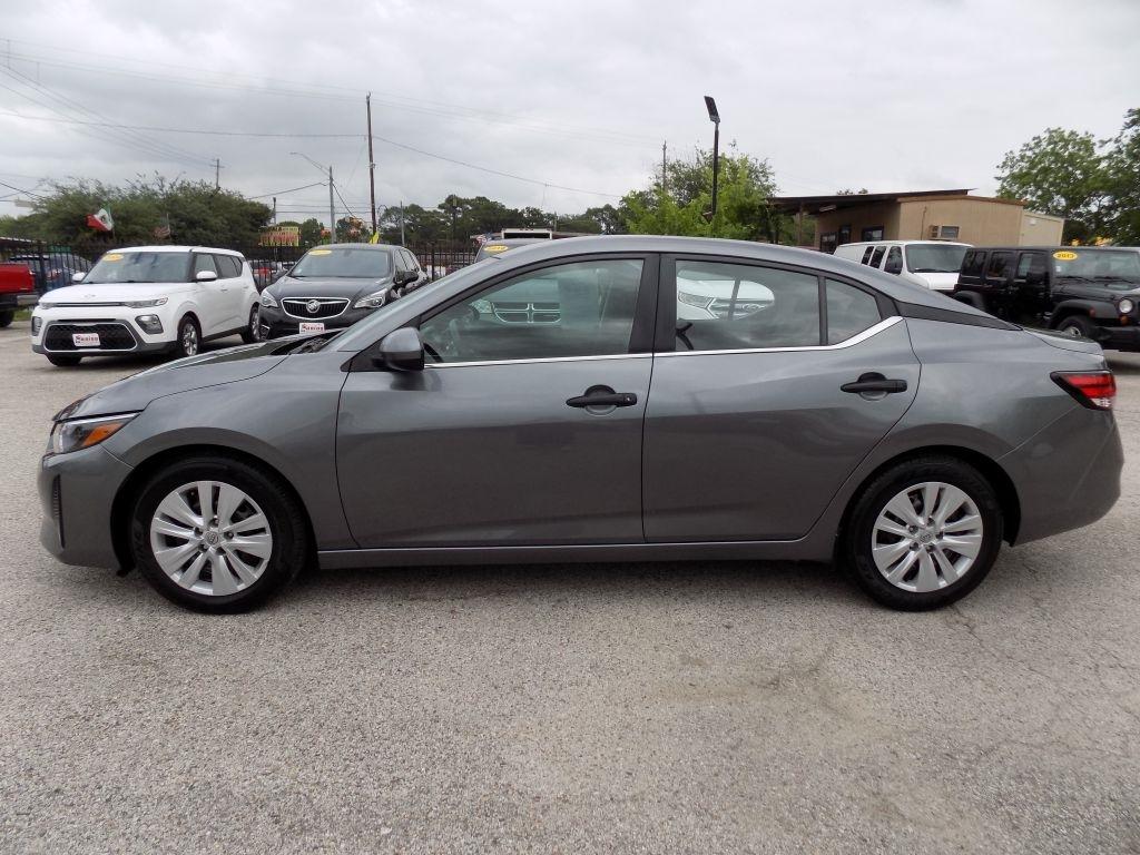 Nissan Sentra S 2024