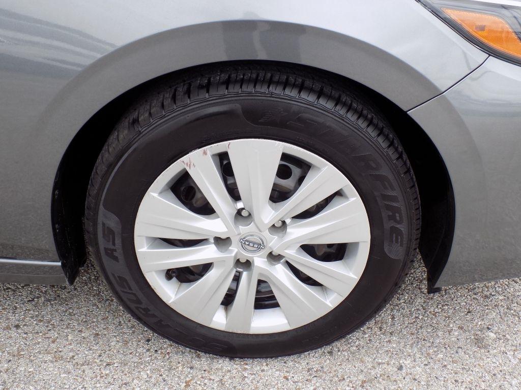 Nissan Sentra S 2024