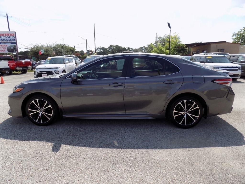 Toyota Camry L 2018