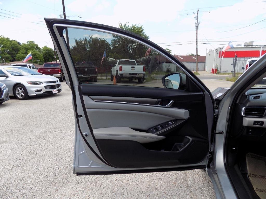 Honda Accord LX CVT 2018
