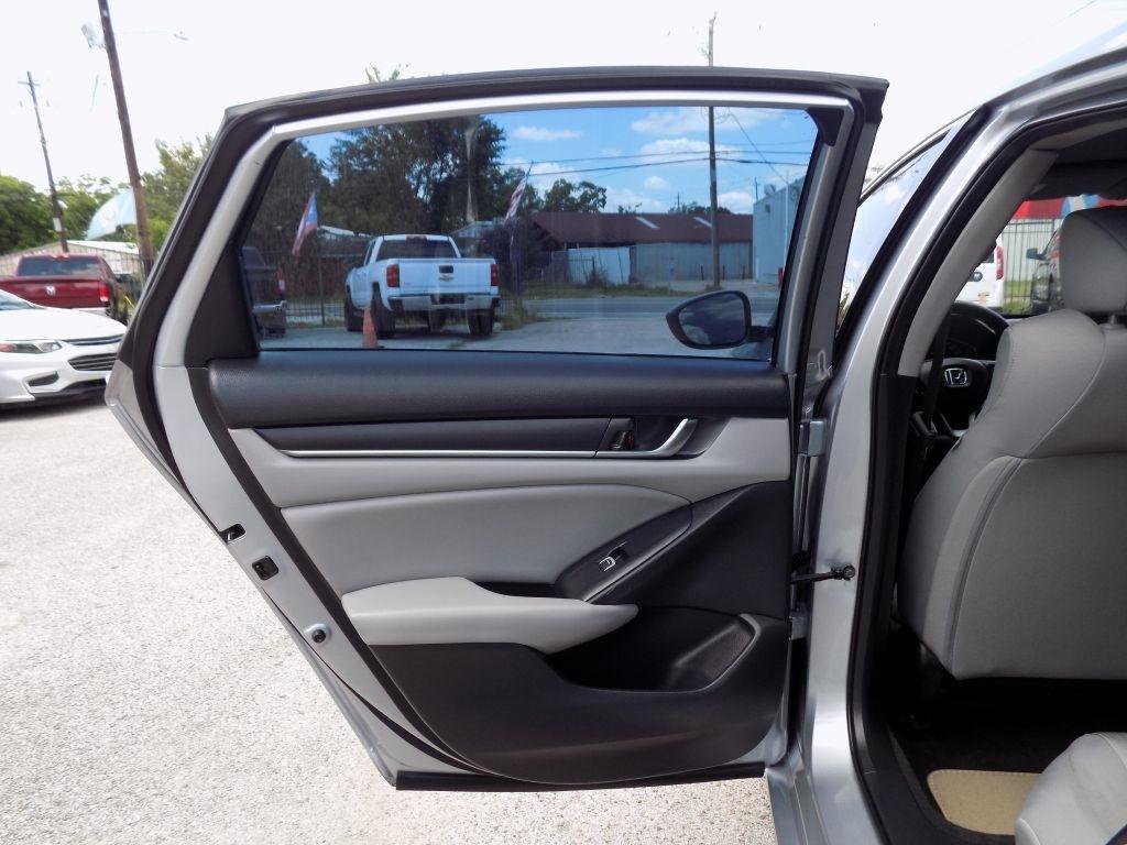 Honda Accord LX CVT 2018