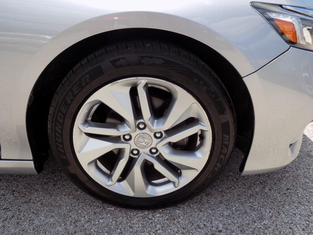 Honda Accord LX CVT 2018
