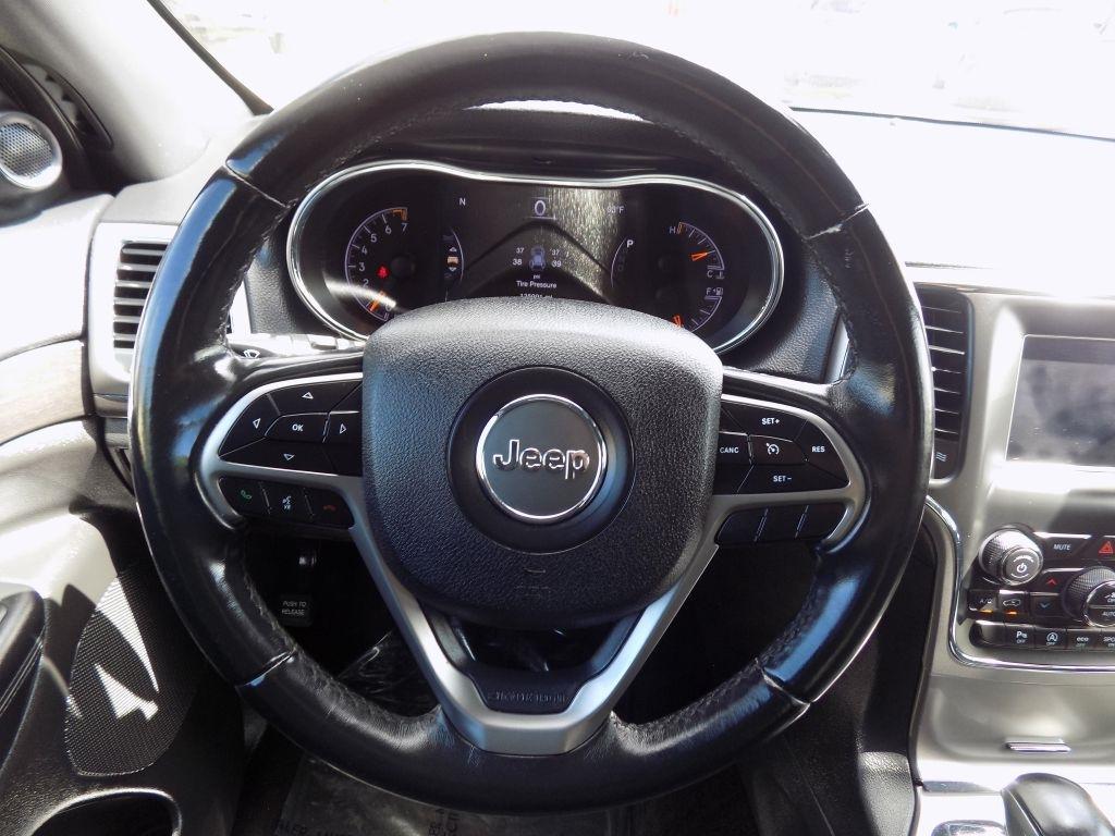 Jeep Grand Cherokee Laredo 4WD 2018